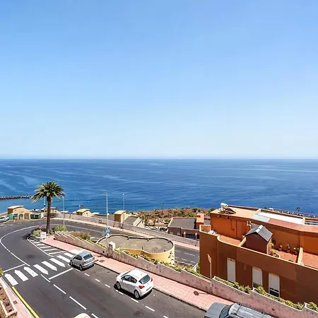 Apartmán In With Stunning Sea Views, Cleaning Included *