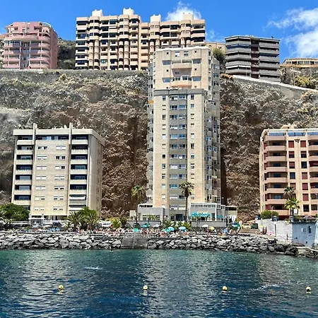 Apartmán In With Stunning Sea Views, Cleaning Included