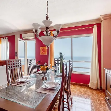 Appartement In With Stunning Sea Views, Cleaning Included *